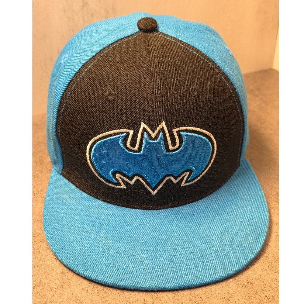 Batman Six Flags Snapback Hat Blue Black Embroidered Logo Flat‎ Brim Cap Mens